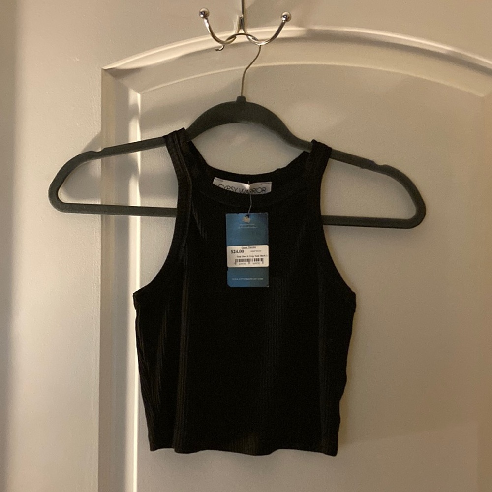 Black crop top